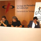 Joan Vázquez, president d'IPCENA; Xavier Jiménez, president del GEPEC, i Carles Perdiguero, advocat, per parlar de la causa oberta contra Griñó.