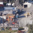 Captura d'imatge del vídeo enregistrat per la Guàrdia Civil arran de l'operació per desarticular un grup criminal que feina contraban d'escombraries d'Itàlia.