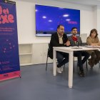Els edils Enrique Martín i Daniel Marcos, amb Olga Ochoa, gerent d’Atenció Primària i a la Comunitat de l’ICS al Camp de Tarragona.