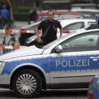 Un agent de policia a Hamburgo.