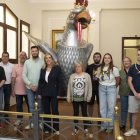 L’alcaldessa, Dolors Farré, amb representants municipals de les entitats de la ciutat, van presentar ahir els actes de la Festa Major.