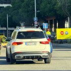 Imatge del tall per l'inici de les obres a l'Avinguda Catalunya.