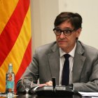 El president de la Generalitat, Salvador Illa, instants abans de l'inici de la reunió la Comissió tècnica per a l’ampliació de la capacitat de l’aeroport Josep Tarradellas Barcelona-El Prat, al Palau de la Generalitat.