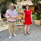 L'alcaldessa i el regidor de Cultura presenten la convidada d'honor i els abanderats de Sant Pere 2025.