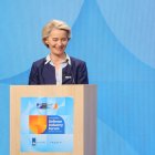 La presidenta de la Comissió Europea, Ursula Von der Leyen, durant la seva intervenció a la cimera anual de l'OTAN.