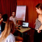 Un grup de joves debaten sobre el sexili a l'Espluga de Francolí