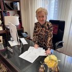 Laura Roigé, presidenta de la Cambra de Tarragona rep la Medalla al Treball President Macià.