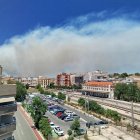 El fum de l'incendi del Baix Ebre ha arribat a Tortosa.