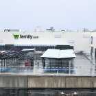 Imatge d’ahir del nou hipermercat Family Cash, situat a tocar del barri de Campclar.