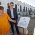 A la Capella dels Herois de Vilallonga i el Morell hi ha enterrats, també, soldats republicans. A la dreta, el monòlit que presidia la plaça Llibertat, recuperant el significat original.