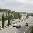 L'autopista C-32, al seu pas per Canet de Mar.