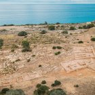 Una vista aèria del jaciment arqueòlogic del poblat grec de Kal·lípolis, a la ciutat de Salou.