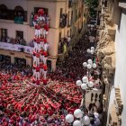 La Colla Joves Xiquets de Valls van obrir la diada de Sant Fèlix amb un intent desmuntat de 4d9sf