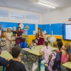Fotografia d’una aula de l’Escola Rubió i Ors de Reus durant el primer dia del curs 2025-2026.