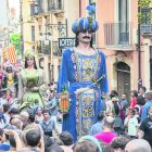 El Gegants Moros i Vells, durant la cercavila de la Vigília. Gerard Martí

El Gegants Moros i Vells, durant la cercavila de la Vigília. Gerard Martí

El Gegants Moros i Vells, durant la cercavila de la Vigília