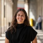 Fotografia de Marta Gomis, primera dona en fer ballar el Carrasclet.