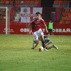 Álvaro García, darrer fitxatge del Nàstic, va debutar el passat dissabte com a lateral esquerre contra l’Eldense.