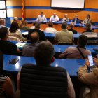 La secretària d'Agricultura, Cristina Massot, reunida al Consell Comarcal del Montsià amb pagesos i alcaldes.