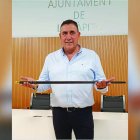 Javier Reverté, el dia que va prendre possessió com a alcalde.