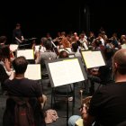 Músics de la Franz Schubert Filharmonia durant un assaig al Teatre Tarragona.