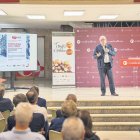 L'empresari Albert Pujol, durant la seva intervenció en l'acte, emmarcat en el programa 'Temps d'Avellana'