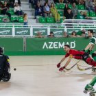 El capità del Reus Joan Salvat buscant el gol.