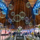 Imatge d'arxiu des llums nadalenques al Mercat Central de Tarragona