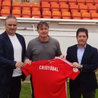 Noé Calleja, Cristóbal Parralo i el president Lluís Fàbregas.