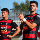 Sandro Toscano aplaudint al públic.