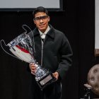 Imagen del cambrilense Pedro Oletta tras proclamarse el mejor barbero de España.