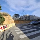 Les obres del nou vial es faran a tocar d'un dels murs perimetrals de l'escola.