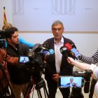 El delegat del Govern a les Terres de l'Ebre, Joan Castor Gonell, atén els mitjans de comunicació al palau Abària de Tortosa.