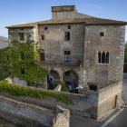 El Rourell tiene 385 habitantes y una superficie de 2,32 km².