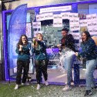 L'equip de l'administració de loteria de les Arenas celebra la venda del segon premi d'el Nen.