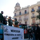 Els pagesos han pres la paraula al balcó del Mediterrani de Tarragona per carregar contra l'acord del Mercosur