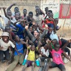 Fotografia de Jordi Cervera durant un voluntariat a Gàmbia.