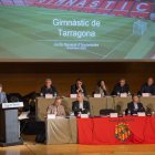 Imatge del Consell d'Administració del Nàstic, amb el president executiu Lluís Fàbregas a l'esquerra de la imatge, durant la darrera Junta General d'Accionistes.