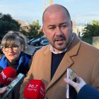 La consellera i el portaveu adjunt d'ERC, Mary López i Xavi Puig, en roda de premsa.