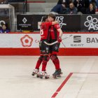 Carles Casas celebrant amb eufòria el seu gol.