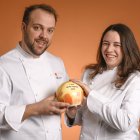 Lucía Fernández i Nil Bono sumen 20 anys d’experiència en restaurants amb Estrelles Michelin.