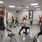 Imatge d'una foto de grup de Cambrils fent gimnàstica