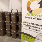 Cubells i cartells informatius de la recollida de fracció orgànica registrada a Aldover