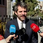 El ministre de Cultura, Ernest Urtasun, durant una atenció als mitjans