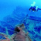 Les restes del vaixell Cavour.