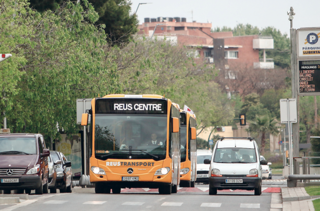 Imatge d'arxiu d'un autobús de l'empresa municipal Reus Transport.