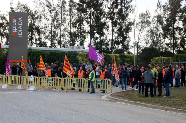 Protesta de los trabajadores de Idiada durante la huelga del 17 de octubre del 2022.