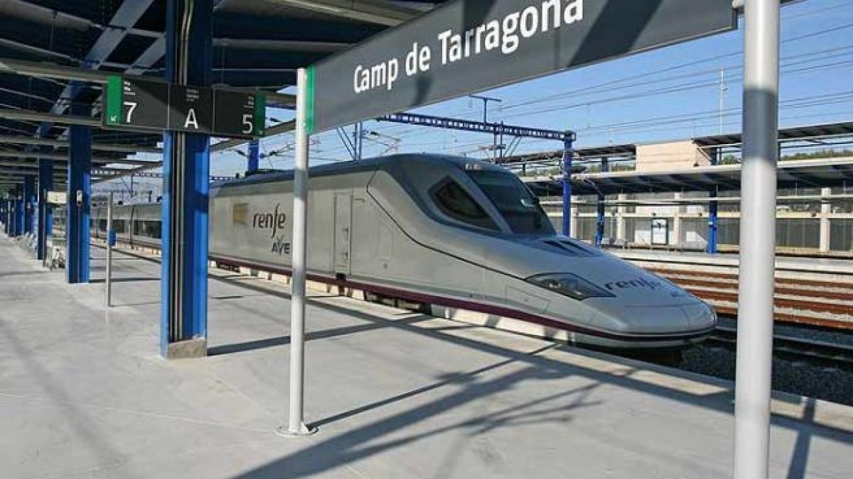 Imagen de la estación del Campo de Tarragona.