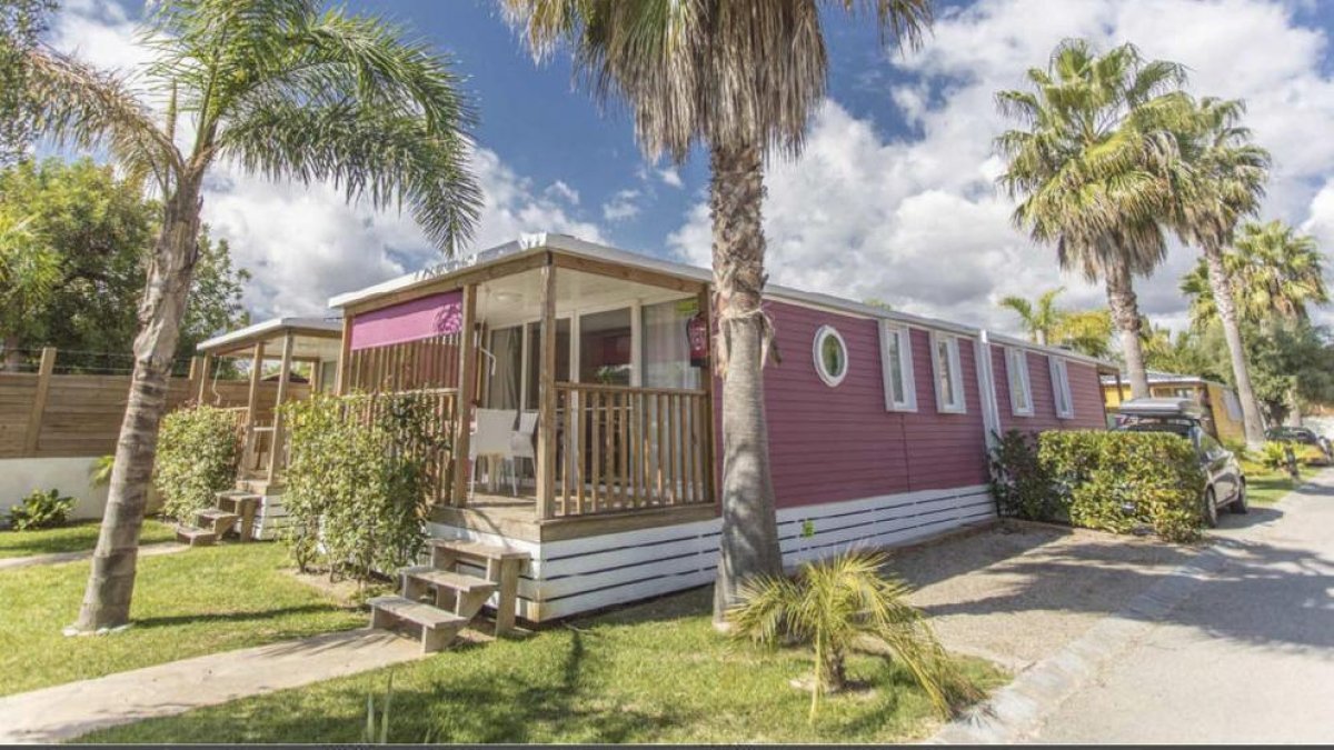 Un càmping de Tarragona, clau per a decidir si caldrà llicència per a instal·lar 'mobile homes'