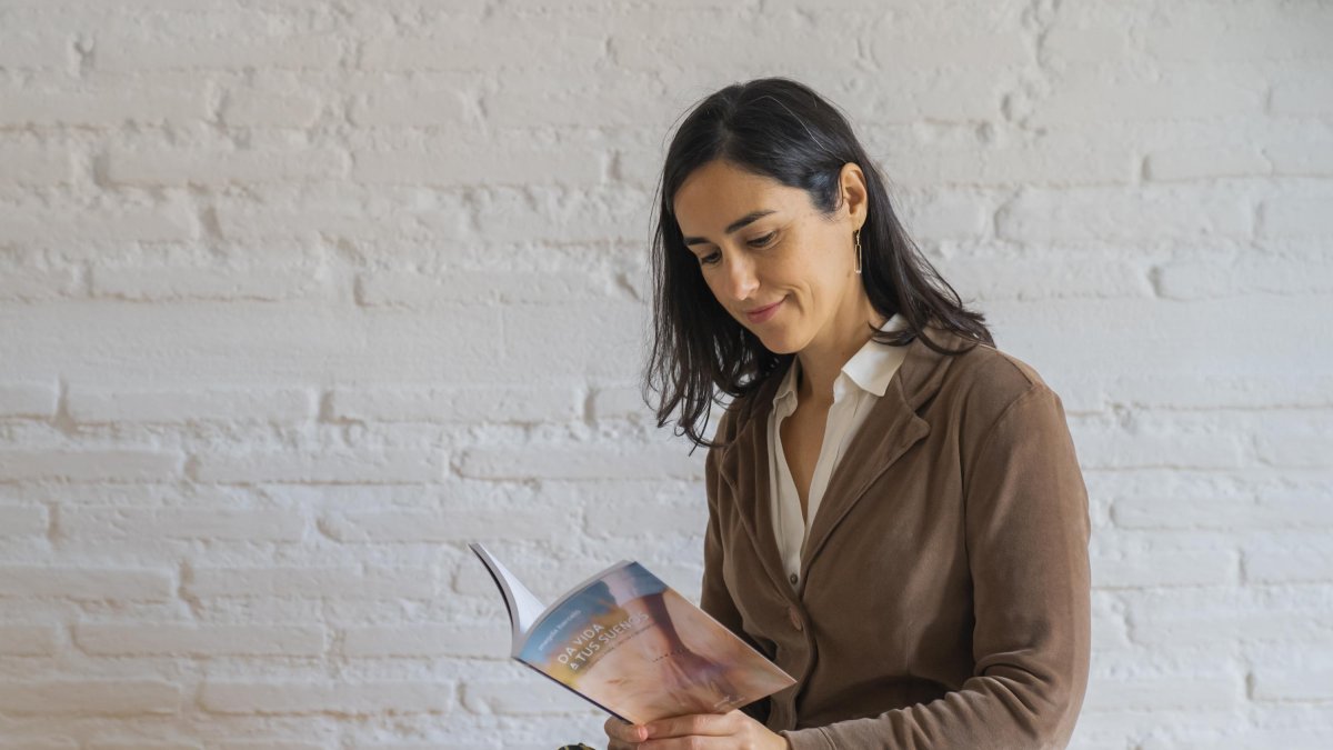 La ‘coach’ Magda Barceló, al seu estudi de Reus.