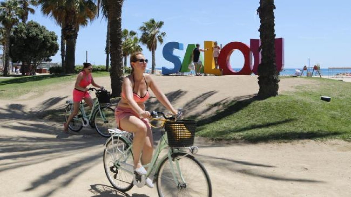 Imagen de archivo de turistas de Salou